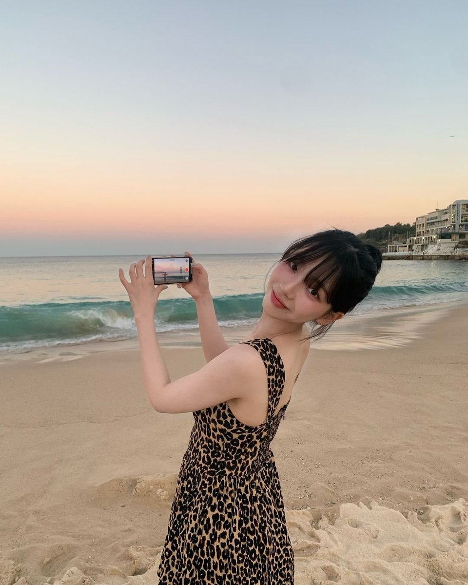 karina tweet media