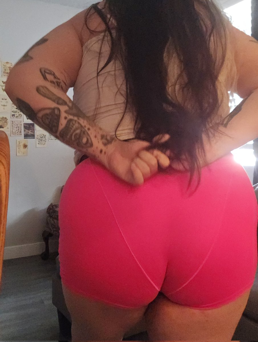 sumerXseduction's tweet photo. Betsy Johnson boxers are my new obsession! #plussize #comfy #confidence https://t.co/1upPo5tWKj