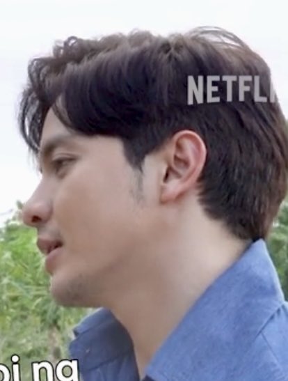 Nakakaloka naman po <a href="/Netflix_PH/">Netflix Philippines</a> ang Gwapo ng mata, ilong , panga , chin pati patilya nya tapos sya ang haharap sayo para mag joke naku po! “Try not to laugh challenge” paano po? 😍
#PulangAraw <a href="/aldenrichards02/">Alden Richards</a> 
#PulangArawOnNetflix