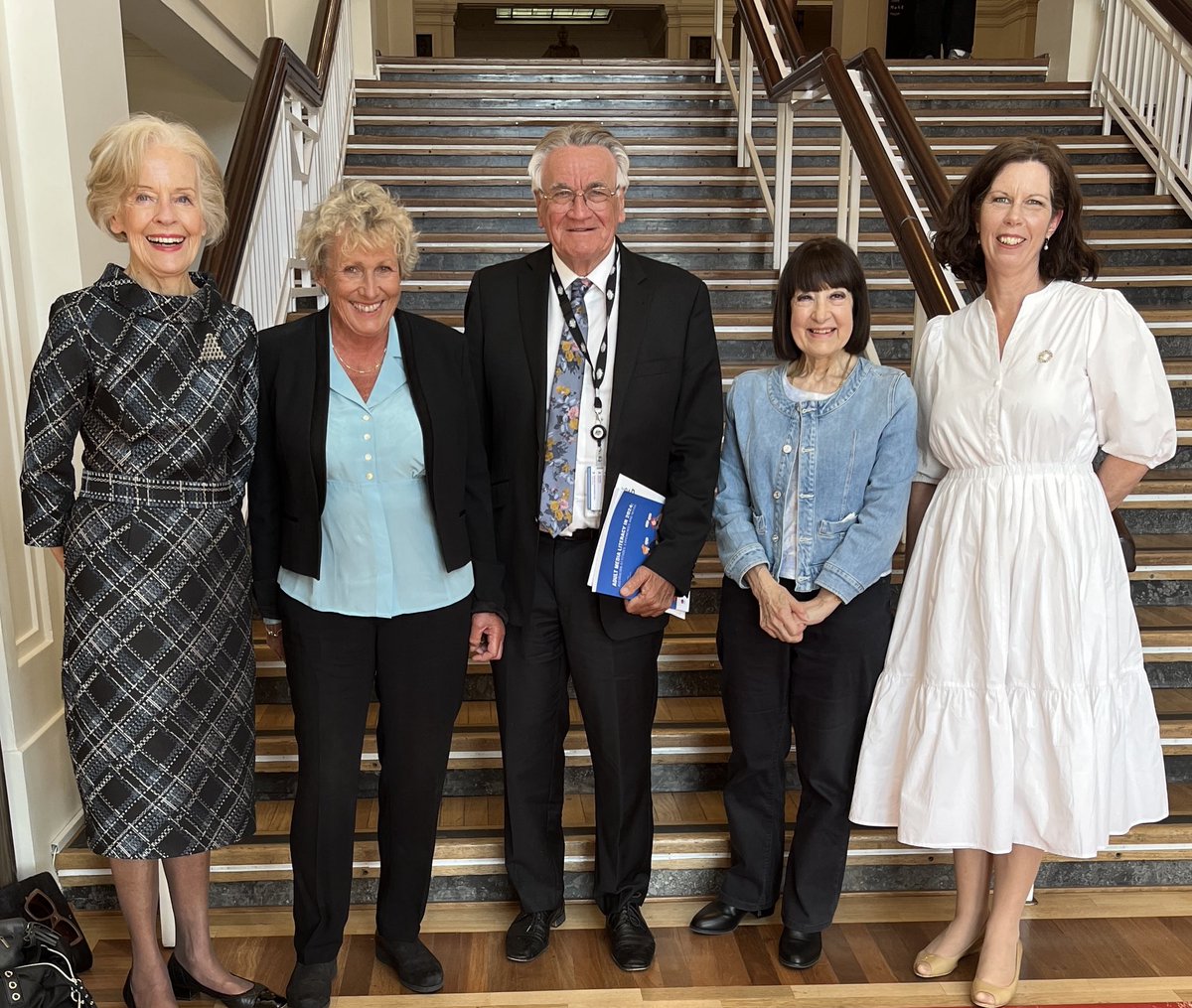 Heather Ewart tweet media