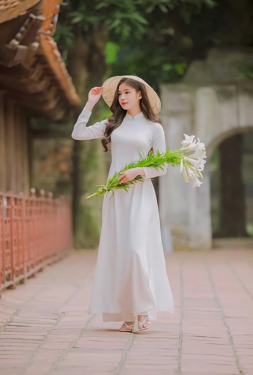 Lewis Kaull I have no doubt you'll find success in your work. I'm excited to see what this author writes next.Lewis Kaull