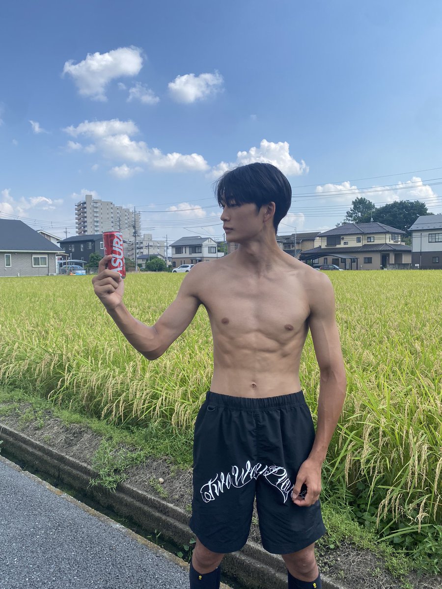 rui912912's tweet photo. ASURAパワーで今日も頑張ってこう。
ノンカフェインでアルギニン・シトルリン・BCAAなど配合。気になる人2本から買えるので是非。
https://t.co/hmQUrgFLei https://t.co/KE8z4Ukrgh