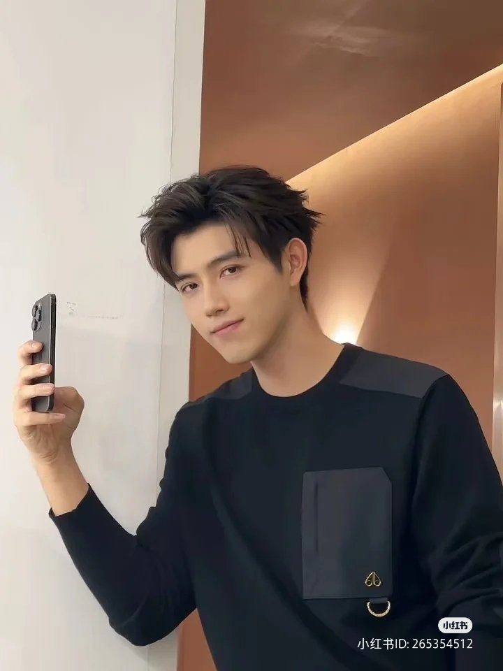 Vunch0219's tweet image. #ArthurChen for  #MooseKnuckles ELOWAN SWEATER