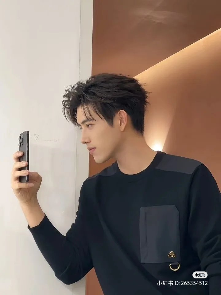 Vunch0219's tweet image. #ArthurChen for  #MooseKnuckles ELOWAN SWEATER