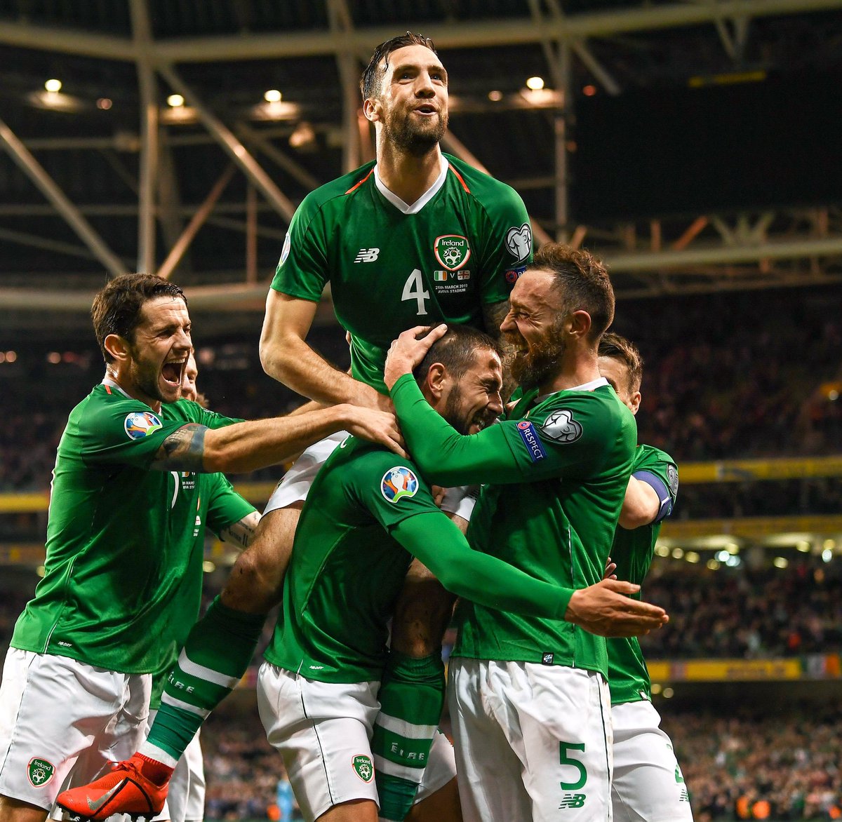 Stephen R Power (@racingblogger) on Twitter photo 💷 IF IRELAND BEAT ENGLAND in the UEFA Nations League at the Aviva Stadium Tonight: 🇮🇪
I'll give £150 Cash to One of YOU Lucky People! 🤝 💷
To Enter: 👇
1️⃣ RT This Tweet
2️⃣ Like This Tweet
3️⃣ Follow <a href="/racingblogger/">Stephen R Power</a>
GOOD LUCK EVERYONE!! ⚽️
#WIN #NationsLeague #IREENG ☘️ 💷 IF IRELAND BEAT ENGLAND in the UEFA Nations League at the Aviva Stadium Tonight: 🇮🇪
I'll give £150 Cash to One of YOU Lucky People! 🤝 💷
To Enter: 👇
1️⃣ RT This Tweet
2️⃣ Like This Tweet
3️⃣ Follow <a href="/racingblogger/">Stephen R Power</a>
GOOD LUCK EVERYONE!! ⚽️
#WIN #NationsLeague #IREENG ☘️