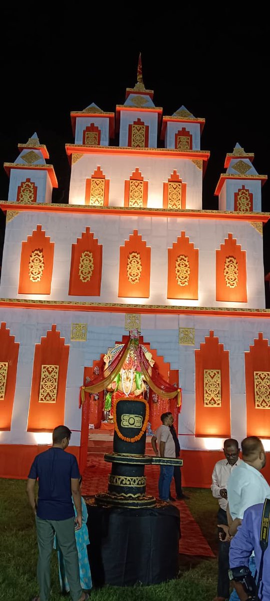 dasraghubar's tweet photo. जमशेदपुर में श्री श्री सिद्धि विनायक पूजा कमेटी और 15 फीट गणेश पूजा कमिटी, टेल्को के पूजा पंडाल का लोकार्पण किया।

विनायक जी महाराज से सभी भक्तों के कल्याण की कामना की। https://t.co/rKWtfKSSwE