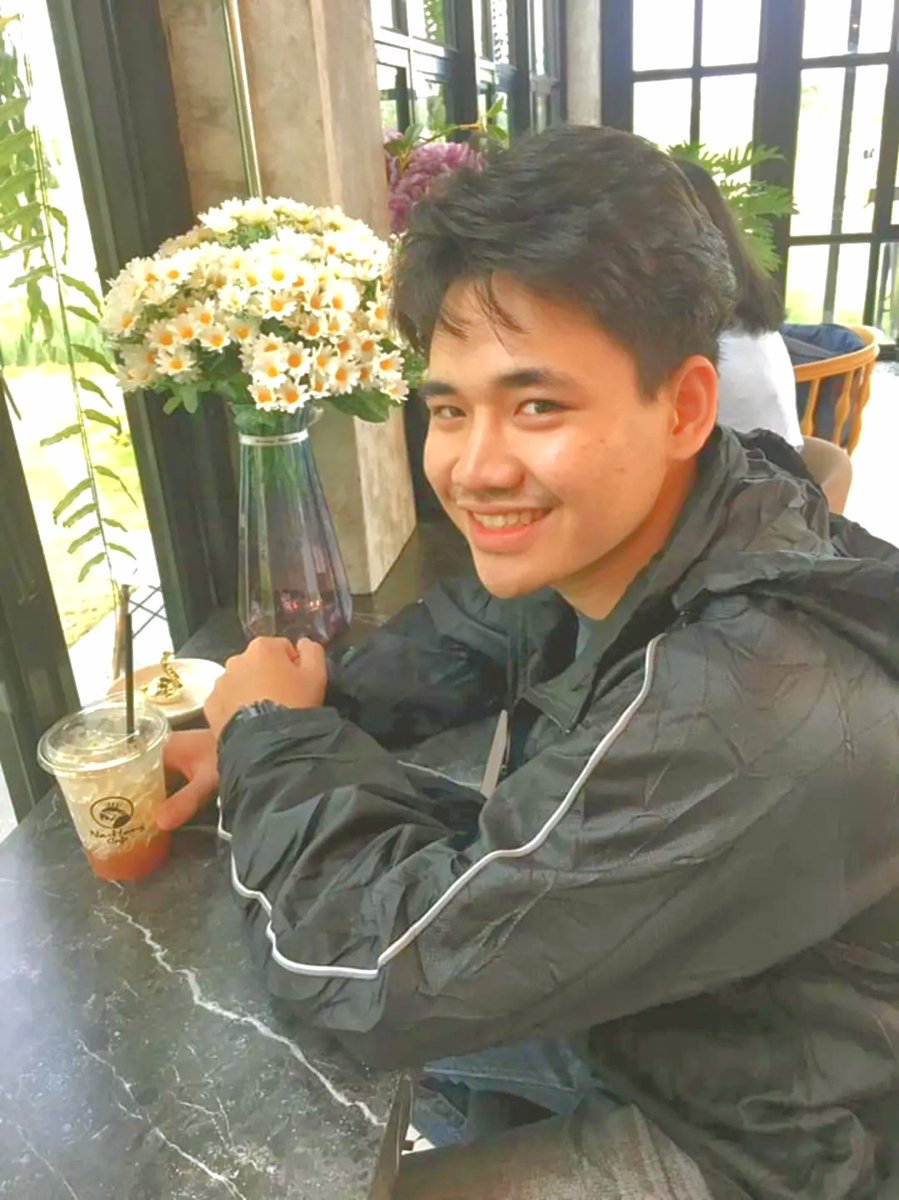 mkpra0988's tweet photo. ความหล่อแค่5น่ารักให้10...☺️☺️☺️ https://t.co/2lDM1Plzs4