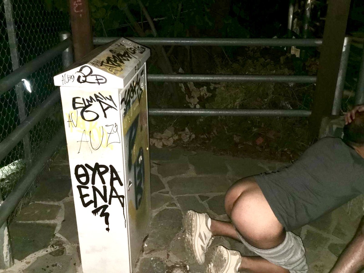 Οι καλές καριόλες ξέρουν  να τον παίρνουν παντού 😈😈😈