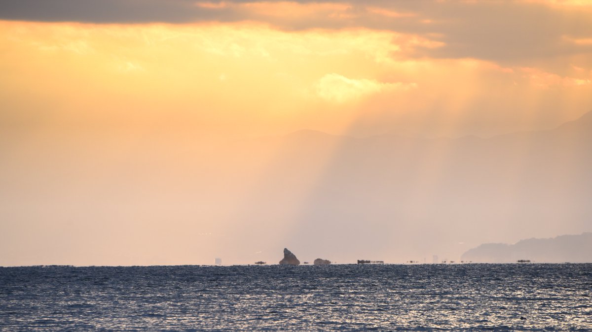 wtkiphoto's tweet photo. #二度と撮れない画像を貼れ
#烏帽子岩 夕景 https://t.co/MbSkuYbngk