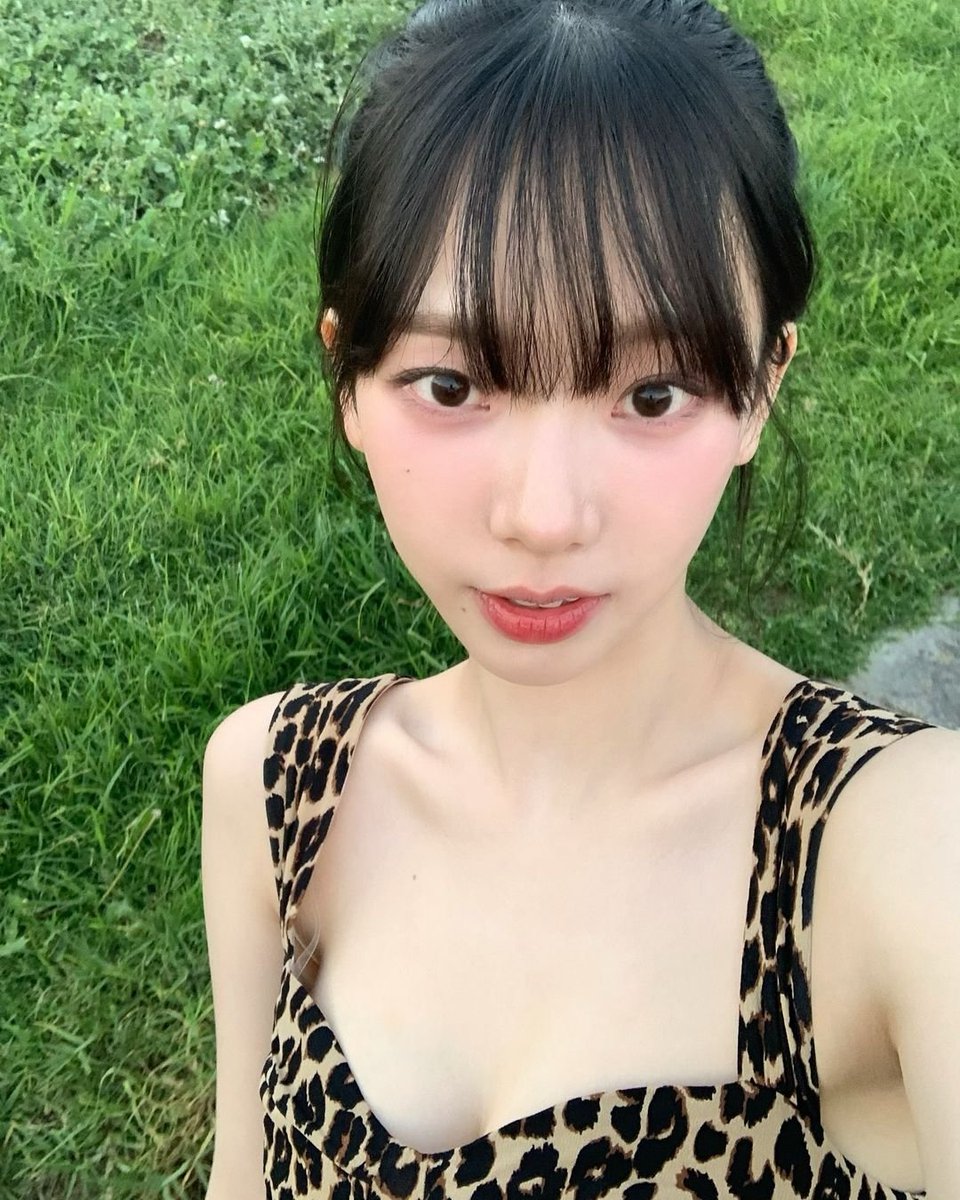 karina tweet media