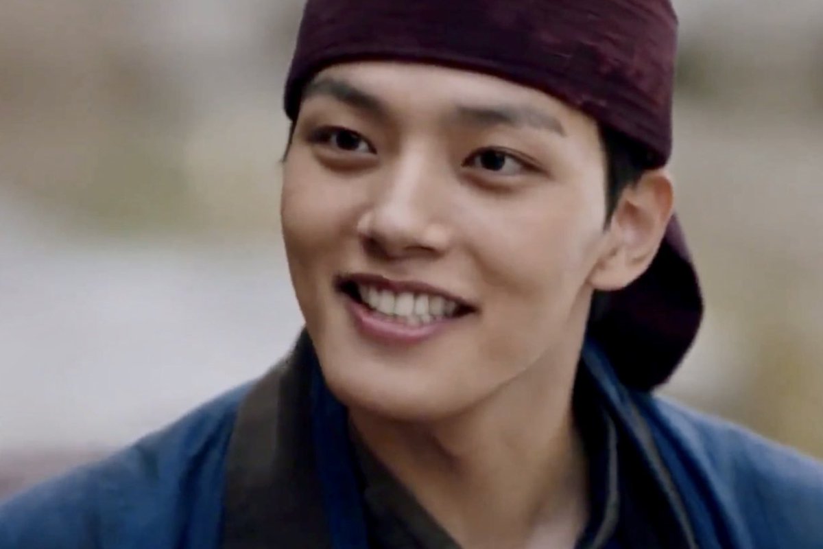 baby9oo's tweet photo. @Actor_Yeo Save her from a homicidal dowager, an unhappy client, teenage gossip, or from just being late.
Result? You go, we go @Actor_Yeo
#YeoJingoo #여진구 ♥️
2019 #TheCrownedClown
#왕이된남자
2019 #AbsoluteBoyfriend #절대그이
2017 #ReunitedWorlds
#다시만난세계 https://t.co/6Xy1Le2AAZ