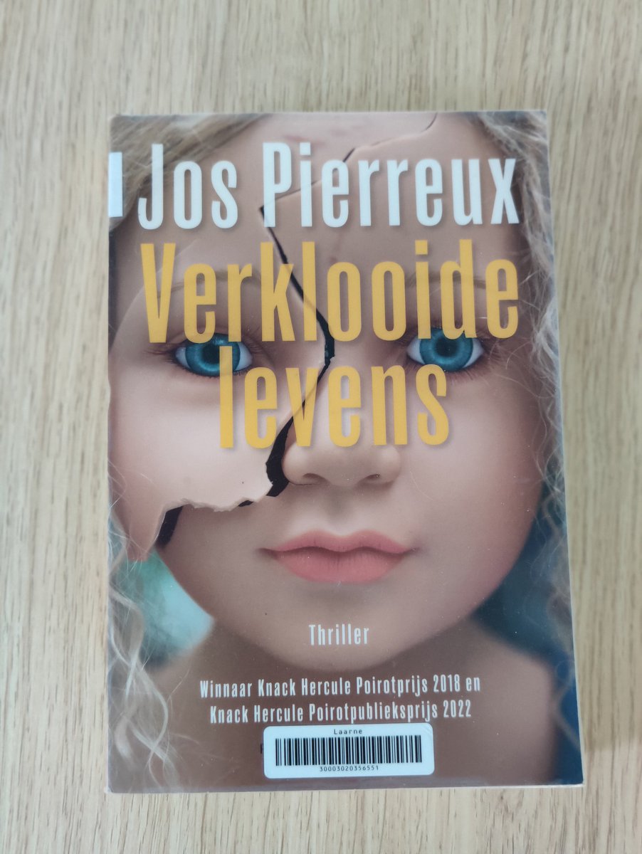 HeirmanJoris's tweet photo. Vakantie lezen met de nieuwe Luk Borré! #booksof2024 https://t.co/8RzCAAQAkp