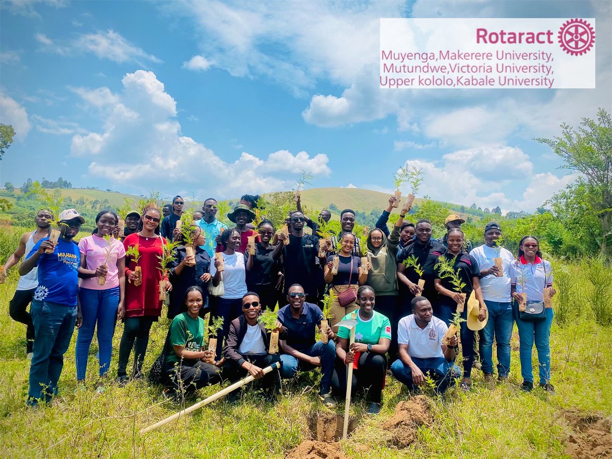 RACUpperKololo's tweet image. 🌱 Day 1 in Kabaale was a success! Planted 250+ saplings at IHEMA Primary School with @RotaractClubVU, @rac_mutundwe, Rct. Club of Makerere, and @RACUpperKololo. 🌿💪

We are excited for Day 2!✨

 #MUVUKA #RotaractInAction #UKFamily