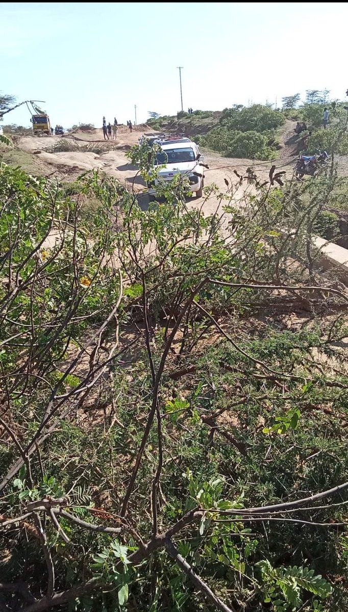 KiluaLsk's tweet photo. Residence of Laikipia North are  demonstrating peacefully due to Poor road network. #Nanyukidoldolroad #ministryofroadske #CsChirchir https://t.co/22HNCrp4Qt