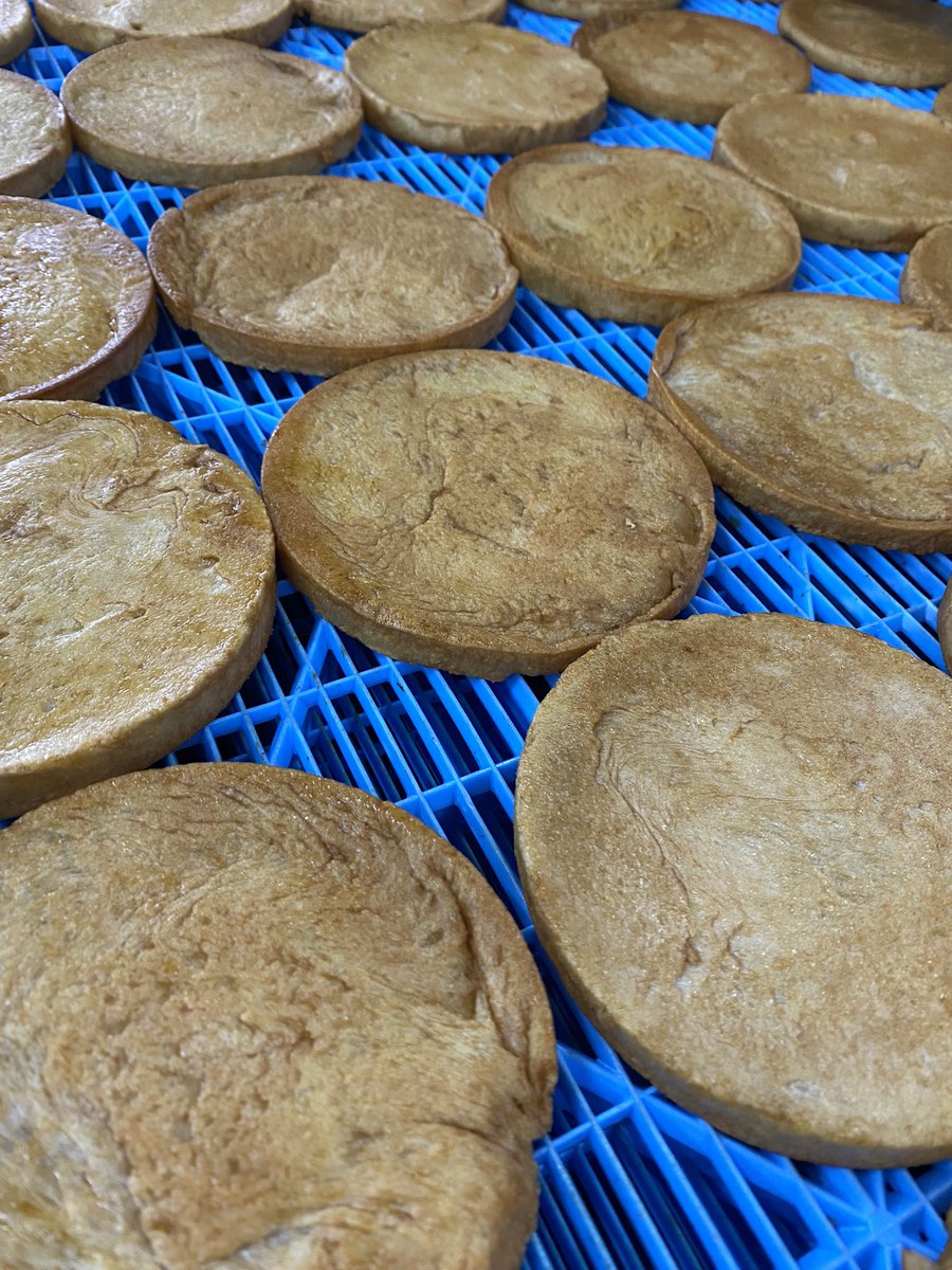 休業中のマルサ製菓からお知らせです！

フォロワーを増やしたいです！！！！

全力でいいねとリポスト

お願いいたします！！！！！！！

（全力土下座🙇‍♂️🙇‍♂️🙇‍♂️🙇🙇