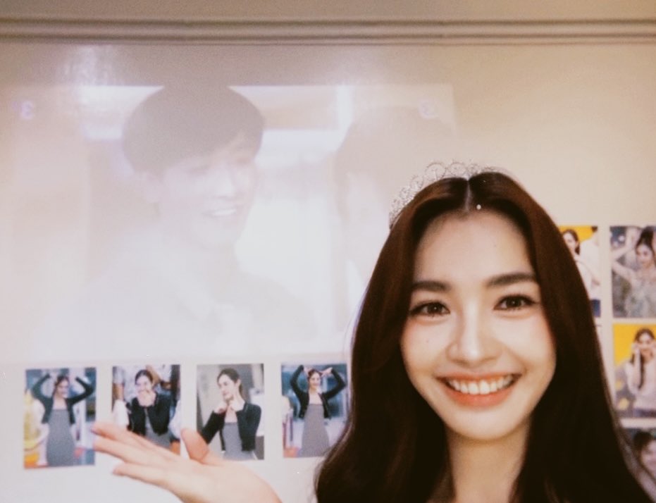 PMeaintkONY's tweet image. มะมิ้นท์อ้าาาาาาาา เก็บโปรเจคคาเฟ่วันเกิดรูปเดี่ยวตัวเองก็น่ารักมากๆแล้ว นี่ถ่ายลง สตร ดุจกับพิกกี้ลงด้วยยยยย งุ้ยยยย แง้งงง คิ้วมากๆๆๆๆๆๆๆเลย รักมะมิ้นท์โคดดดดดดๆๆๆๆๆๆๆๆๆเลยนะ 🐰💖#พีคมิ้นท์