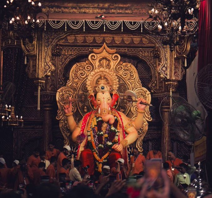 vk18_Aryan's tweet photo. गणेश चतुर्थी की हार्दिक शुभकामनाएं 🙏❤️

#GaneshChaurthi https://t.co/TfeaRirAjg