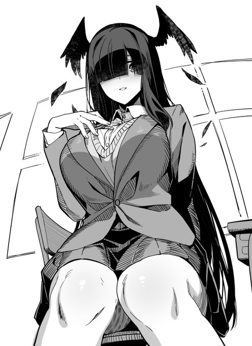 隣の席のカラスバ・ヒイロさんが着席するたびにデカさにびっくりして席から転げ落ちたいね 