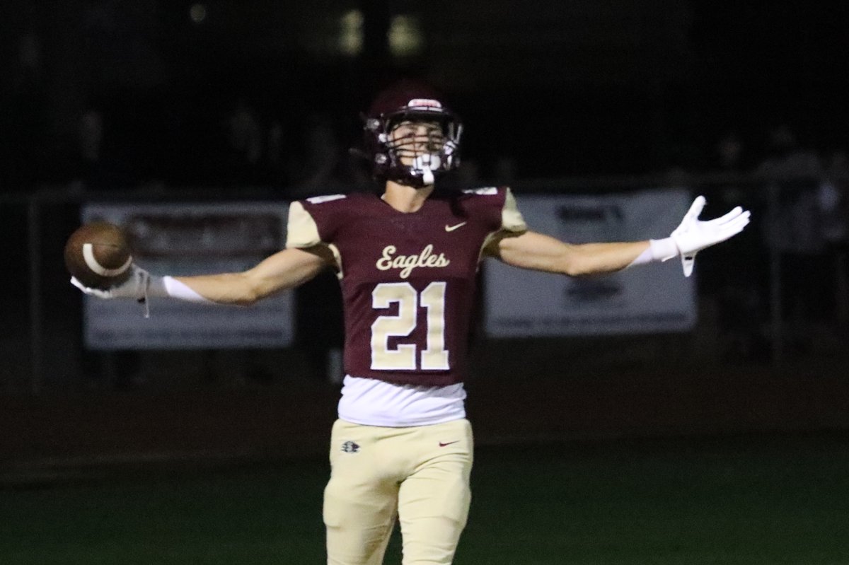 Rick Peterson (@peterson_rick) on Twitter photo . <a href="/SilverLakeFB/">Silver Lake Football</a> outlasts rival <a href="/RHS_DAWG_FB/">Rossville HS FB</a> 33-26 in OT in War on 24 instant classic. From <a href="/TopsportsN/">TopSports.news</a> contributor <a href="/ToddFertig1/">Todd Fertig</a> ...
loom.ly/p5qqqeY . <a href="/SilverLakeFB/">Silver Lake Football</a> outlasts rival <a href="/RHS_DAWG_FB/">Rossville HS FB</a> 33-26 in OT in War on 24 instant classic. From <a href="/TopsportsN/">TopSports.news</a> contributor <a href="/ToddFertig1/">Todd Fertig</a> ...
loom.ly/p5qqqeY