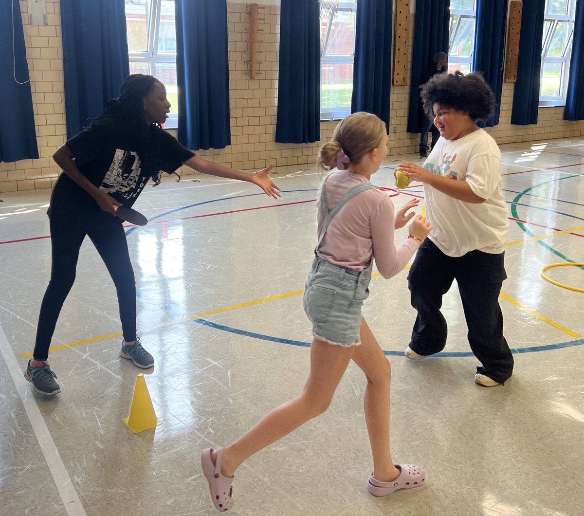 MarsEstatesBCPS's tweet image. Cooperation,teamwork, every single student highly engaged, and every one having a whole lot of fun is what was observed in Phys Ed with Ms. Renzi.This is was school is supposed to look and feel like!What a way to end the week! #marsstars #fifthgrade #active #PositiveSupportCall