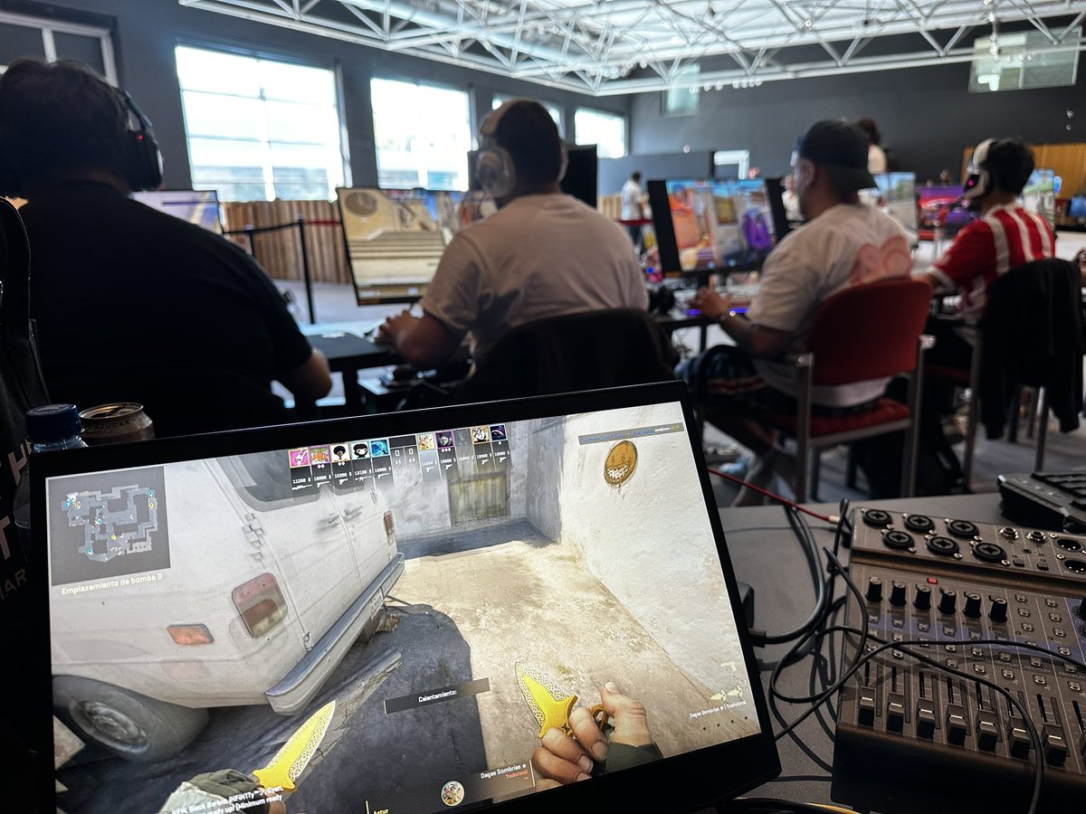 Ya estamos #ready en <a href="/CometConES/">CometCon Asturias</a>  con los torneos de #CS2 de <a href="/NLtech_eSports/">NL Tech eSports</a> - <a href="/Nationaleague/">NationalLeagueES</a>