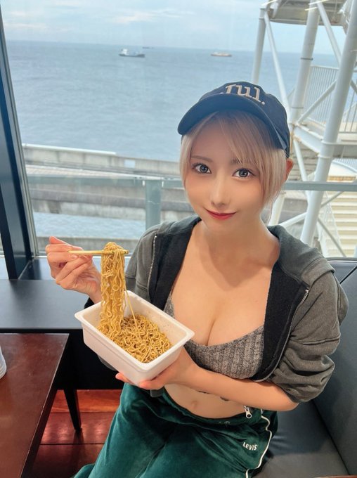 コスプレイヤー篠崎こころのTwitter画像7