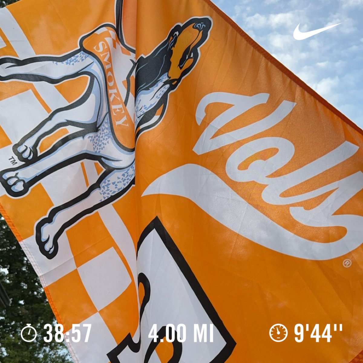 Kelly__Harpin's tweet image. Saturday pregame run brought to you by cooler weather &amp;amp; a few hills….not in Florida anymore #runsquad #halftraining #GBO