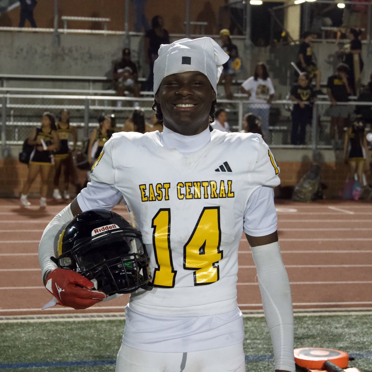 Along The Wire tweet media