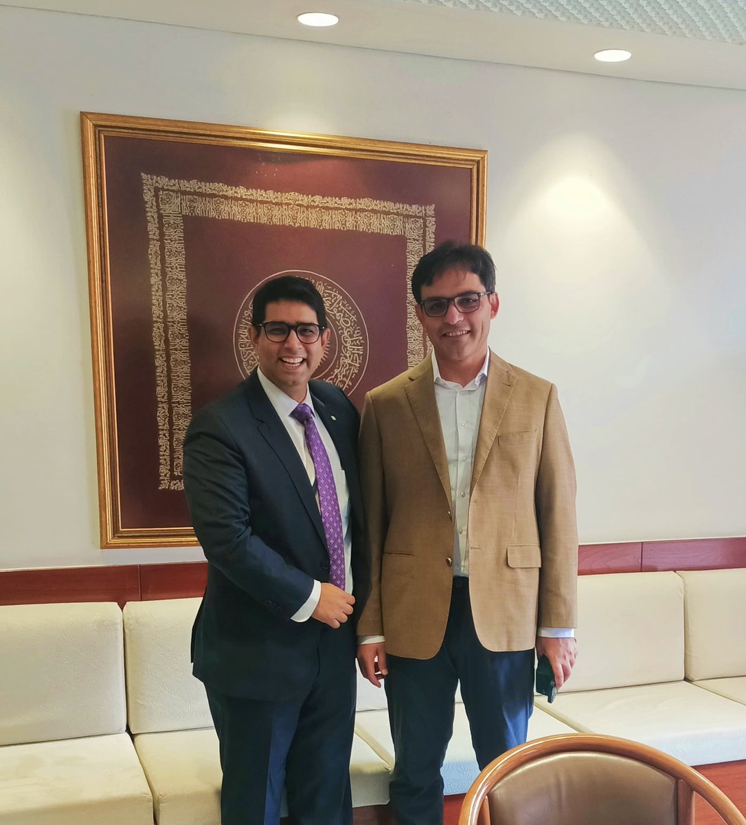 Sohail Khan MD,MHCM (@skhanmhcm) on Twitter photo It was a pleasure returning to <a href="/AKUGlobal/">Aga Khan University</a> speaking to over 1,000 students from across Pakistan on leadership. It isn’t about titles,
it’s about actions,setting vision, aligning people, and uplifting others. Seeing these bright students assured me our future is in great hands It was a pleasure returning to <a href="/AKUGlobal/">Aga Khan University</a> speaking to over 1,000 students from across Pakistan on leadership. It isn’t about titles,
it’s about actions,setting vision, aligning people, and uplifting others. Seeing these bright students assured me our future is in great hands