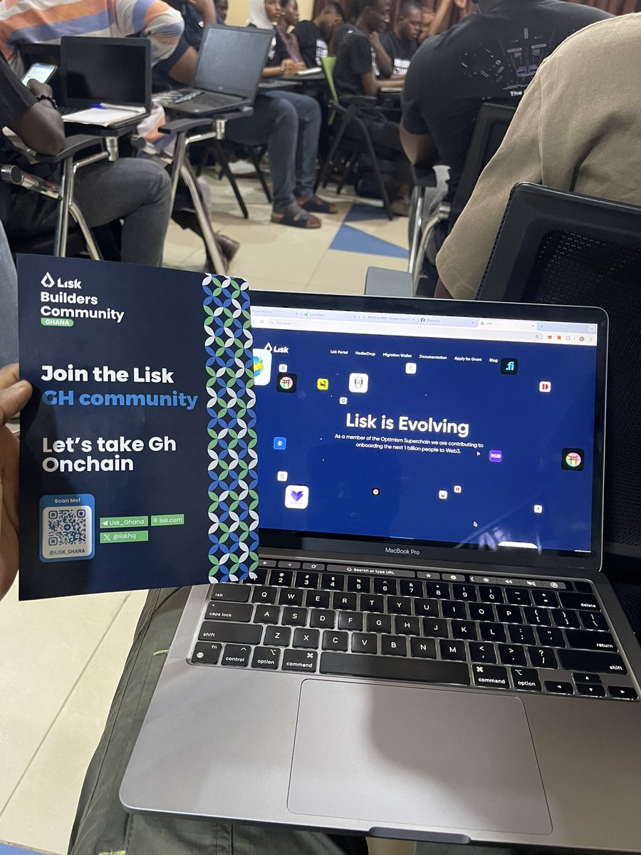 network_surgeon's tweet image. Africa Let’s Build on @LiskHQ 

Ghana 🇬🇭 Road Show happening now  @ayahq_ 

Lisk a member of the Optimism Superchain is contributing to onboarding the next 1B People to Web3.

#LiskXAyaRoadshow
#OnChainBuildersProgram
#GoLisk
#BuildOnLisk
#LiskGhana