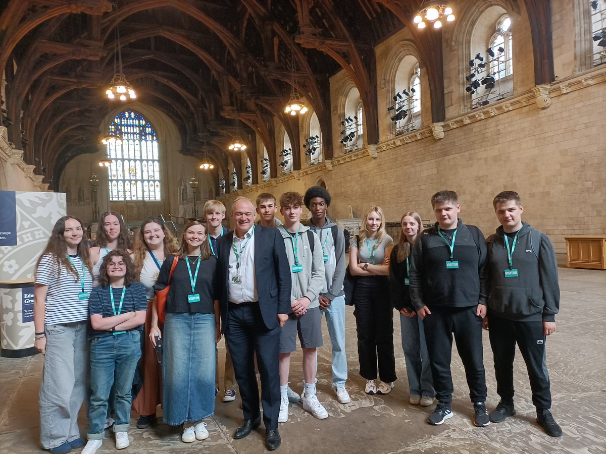 All Saints (@aschssheffield) on Twitter photo At the end of last term, our Year 12 Politics students visited <a href="/UKParliament/">UK Parliament</a> and met our local MP <a href="/LouHaigh/">Louise Haigh</a> and <a href="/LibDems/">Liberal Democrats</a> Leader <a href="/EdwardJDavey/">Ed Davey</a> as part of their A Level studies. At the end of last term, our Year 12 Politics students visited <a href="/UKParliament/">UK Parliament</a> and met our local MP <a href="/LouHaigh/">Louise Haigh</a> and <a href="/LibDems/">Liberal Democrats</a> Leader <a href="/EdwardJDavey/">Ed Davey</a> as part of their A Level studies.
