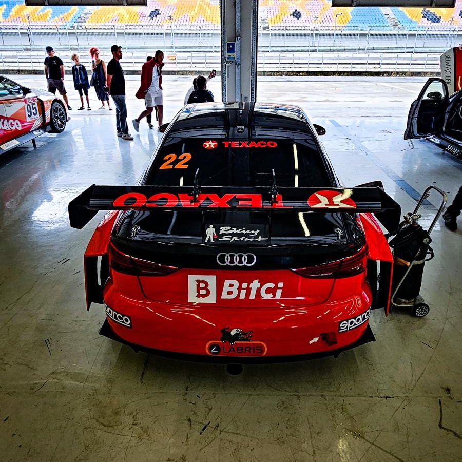 safebitcom's tweet photo. Bu hafta sonu İstanbul Park'ta düzenlenen AVIS 2024 Türkiye Pist Şampiyonası yarışına iki otomobilimiz de hazır! 🏎️
Texaco Team AMS'ye başarılar dileriz! 🧡
#Bitci #TeamAMS https://t.co/9Ta7YGa3X8