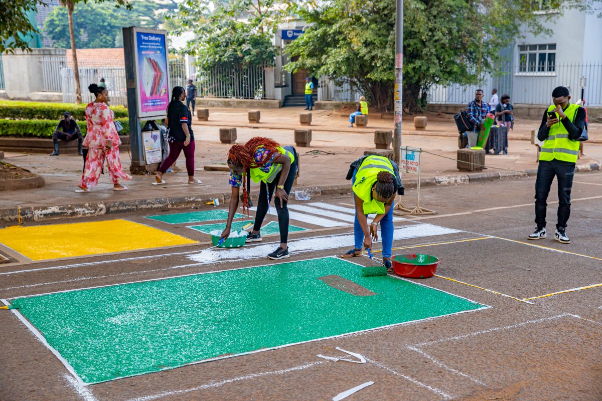 With support from partners, we organized the #KampalaCarFreeDay event to promote sustainable transport, raise awareness about the importance of clean air and advocate for active mobility.

The day marked a shift towards rethinking urban life, a shift that comes at a crucial time