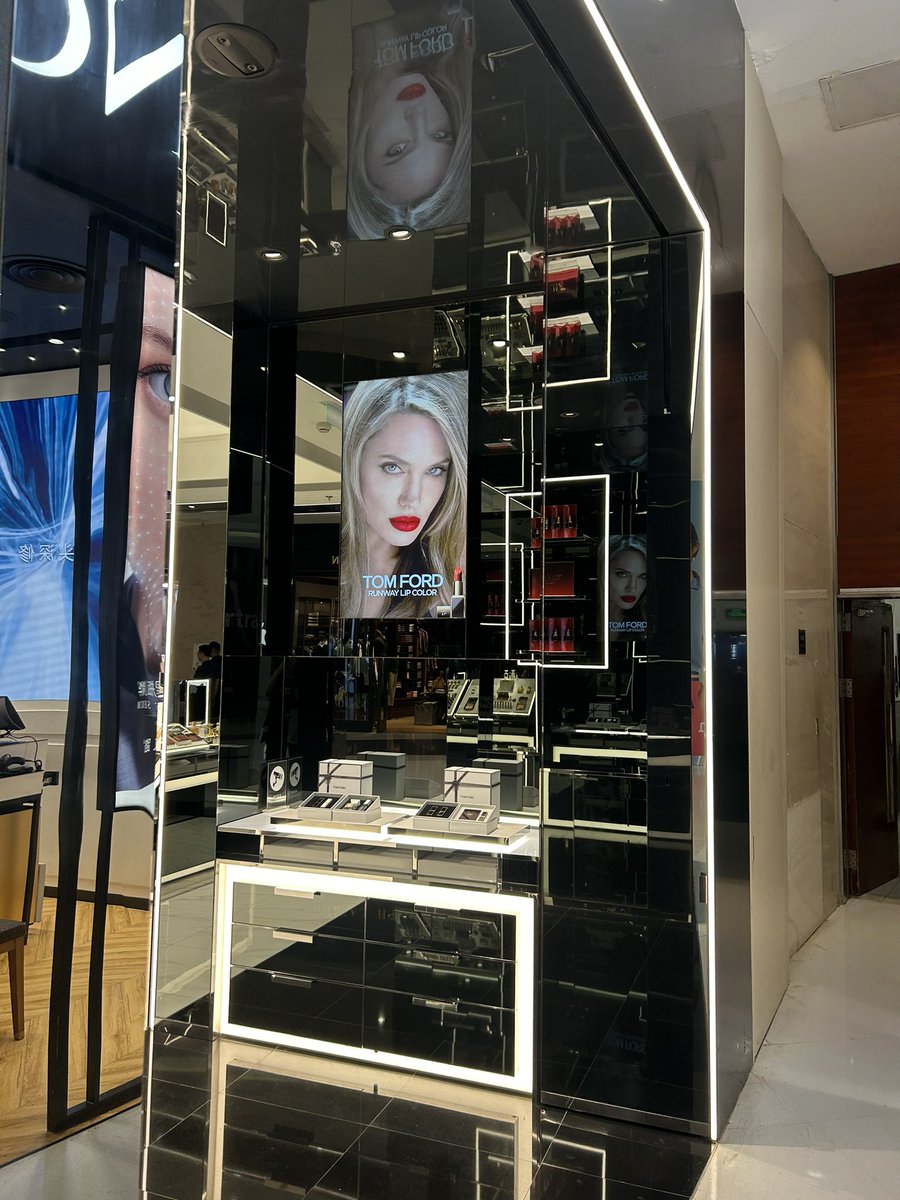 DanielleLiuXD's tweet image. Beijing, China #AngelinaJolie