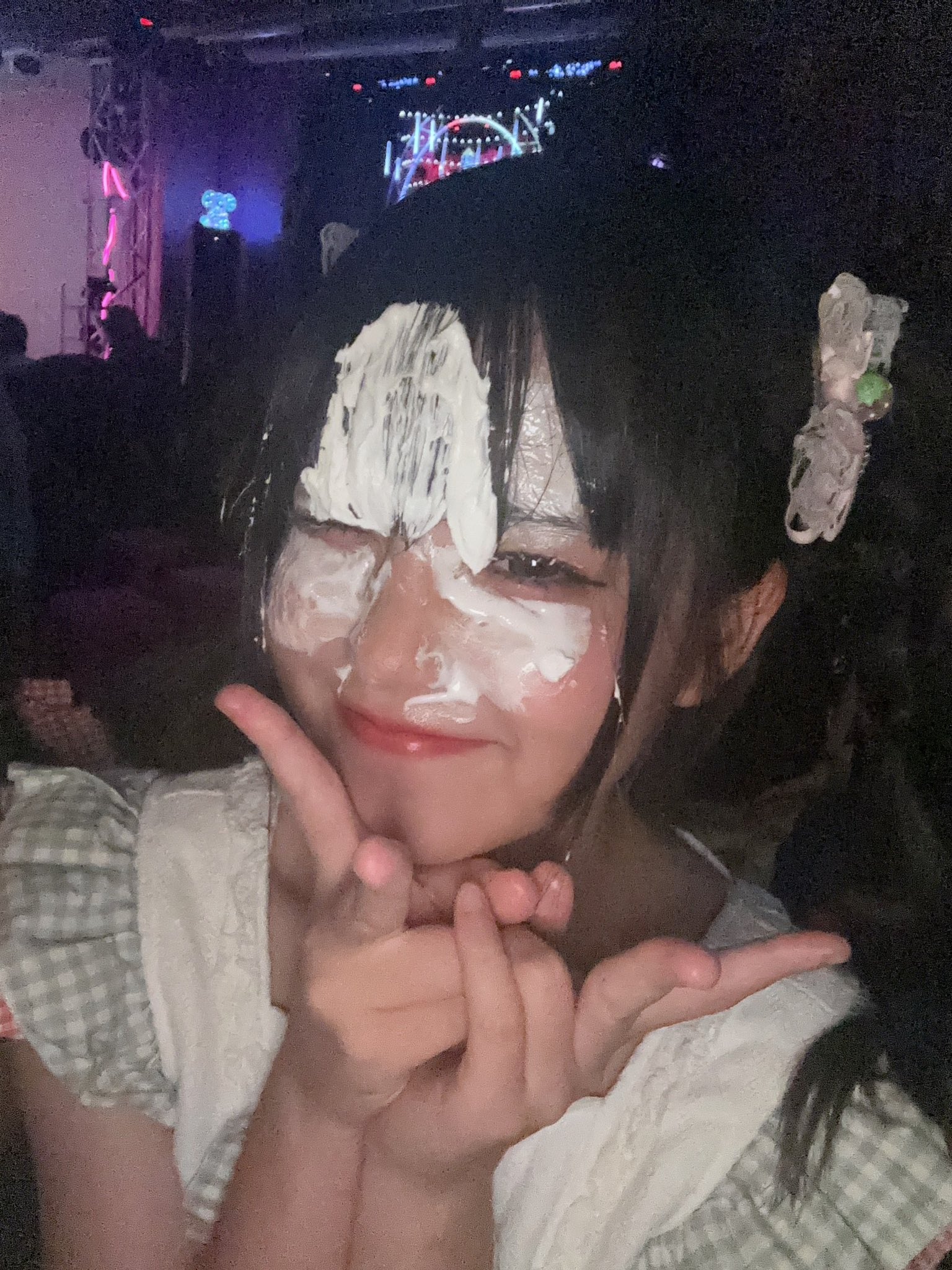 顔面　生クリーム 