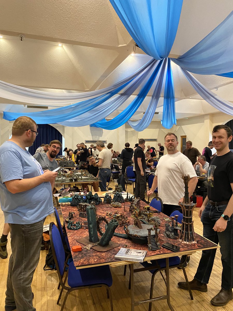 Round 1 underway at #WWFour Double Date

The happy couples are searching for the perfect Venue. However as any married people will know Competition is Fierce 

<a href="/TobyDurr/">Super Prototype</a> <a href="/OB1138/">Ol' Rotgut Toadsmasha🏴‍☠️🎲🍻</a> <a href="/gr1mmas/">Ollie Grimwood</a> <a href="/HobbySummerbell/">Dan S</a>