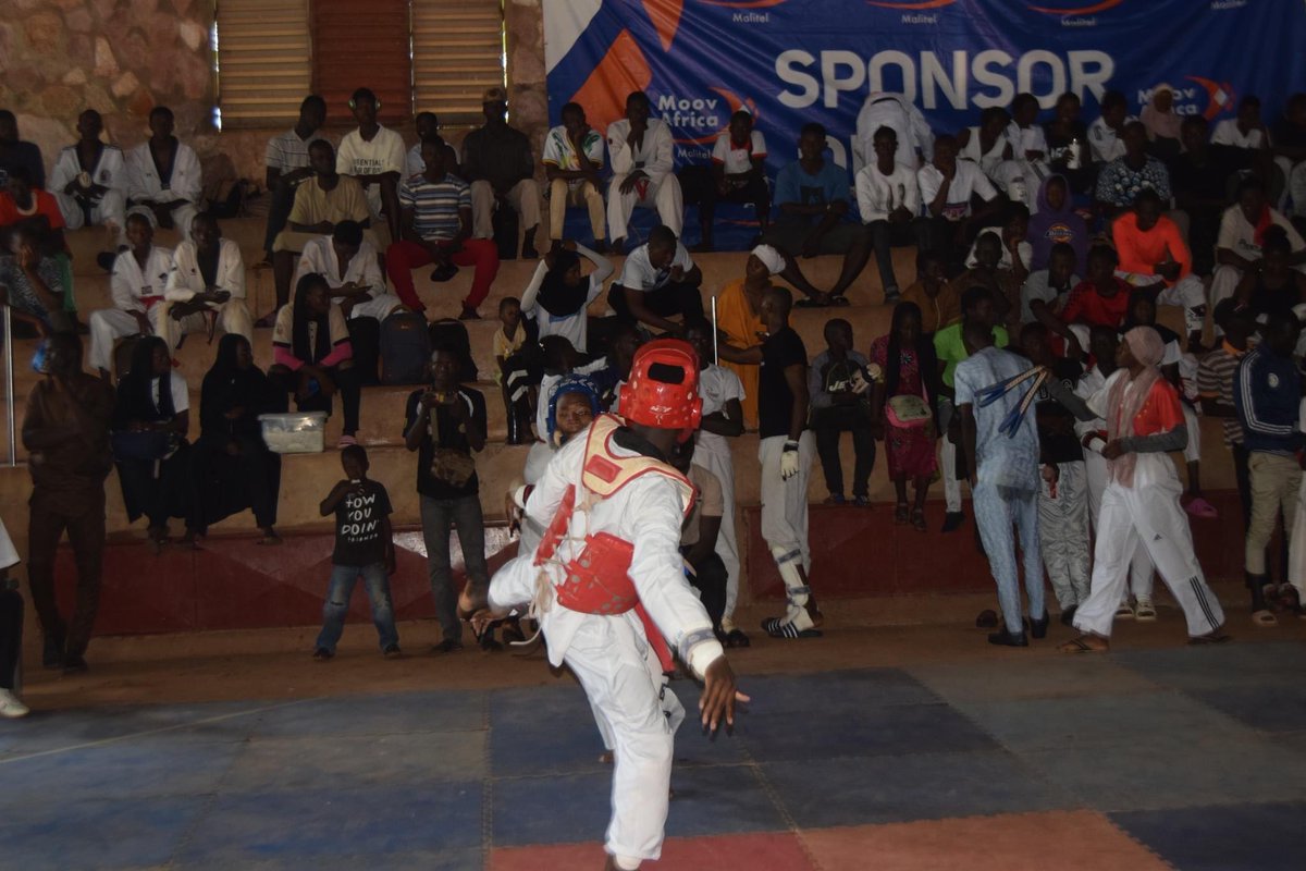 CnosmM's tweet photo. #taekwondo
𝟐𝐞̀𝐦𝐞 𝐂𝐨𝐦𝐩𝐞́𝐭𝐢𝐭𝐢𝐨𝐧 𝐍𝐚𝐭𝐢𝐨𝐧𝐚𝐥𝐞 𝐩𝐨𝐮𝐫 Sen𝐢𝐨𝐫𝐬

Cet événement a rassemblé le samedi dernier des compétiteurs de différents clubs,tous unis par leur passion pour le Taekwondo, un art martial à la fois dynamique et ancré dans la tradition. https://t.co/hiYStpeV0x