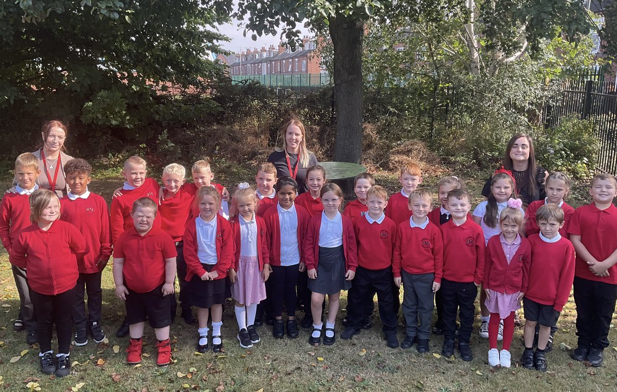 Miss Richardson tweet media