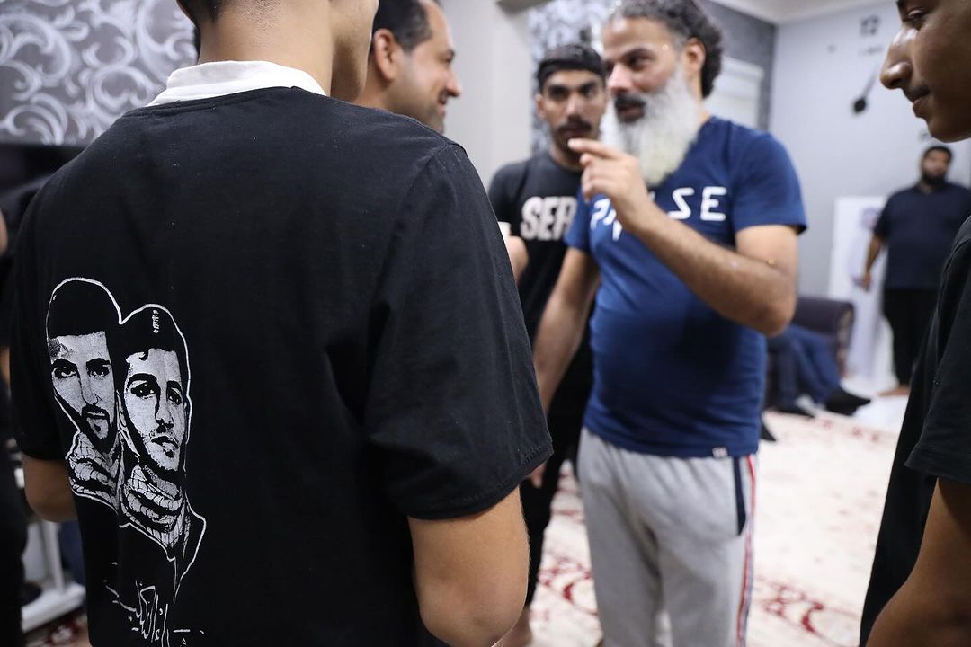 komailmaname's tweet photo. 5-5
🔥 #تغطية_مصورة | مشاهد من استقبال أحرار المعامير وأقدم أسرى البحرين عميد الأسرى كميل المنامي ورفاقه بعد قضائهم ما يفوق 15 عام في السجن ظلماً .

الجمعة 6 سبتمبر 2024
تصوير : عدسة مدد

#أطلقوا_سجناء_البحرين
#الحق_يؤخذ 
#المعامير 
#البحرين 
#bahrain https://t.co/sfvNWTJ81Z