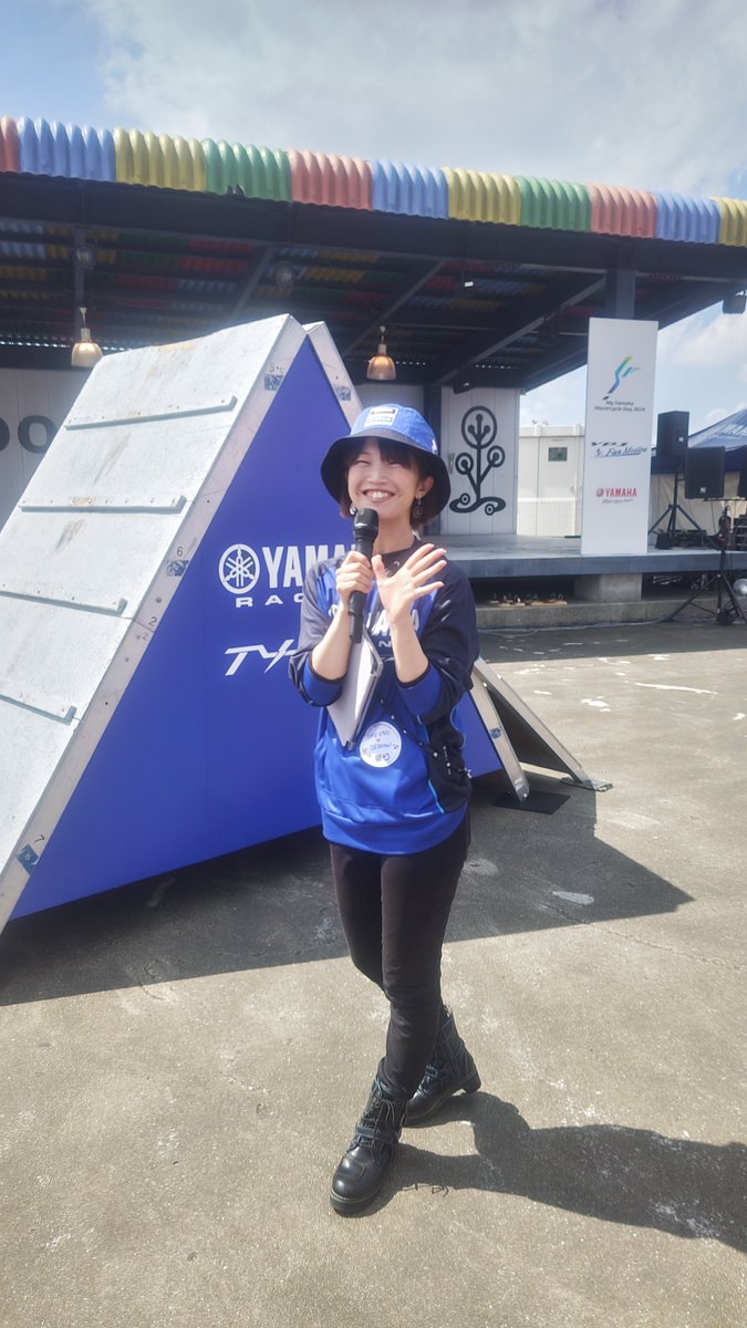 kinutabito's tweet image. #マイヤマハモーターサイクルデー
#トライアルデモ
トライアル界のレジェンド・ ＃黒山健一 選手と全日本トライアル最高峰クラスで現在ランキングトップの ＃氏川政哉 選手の凄いテクニック。MCは、にゃんばちゃん(=^ェ^=)