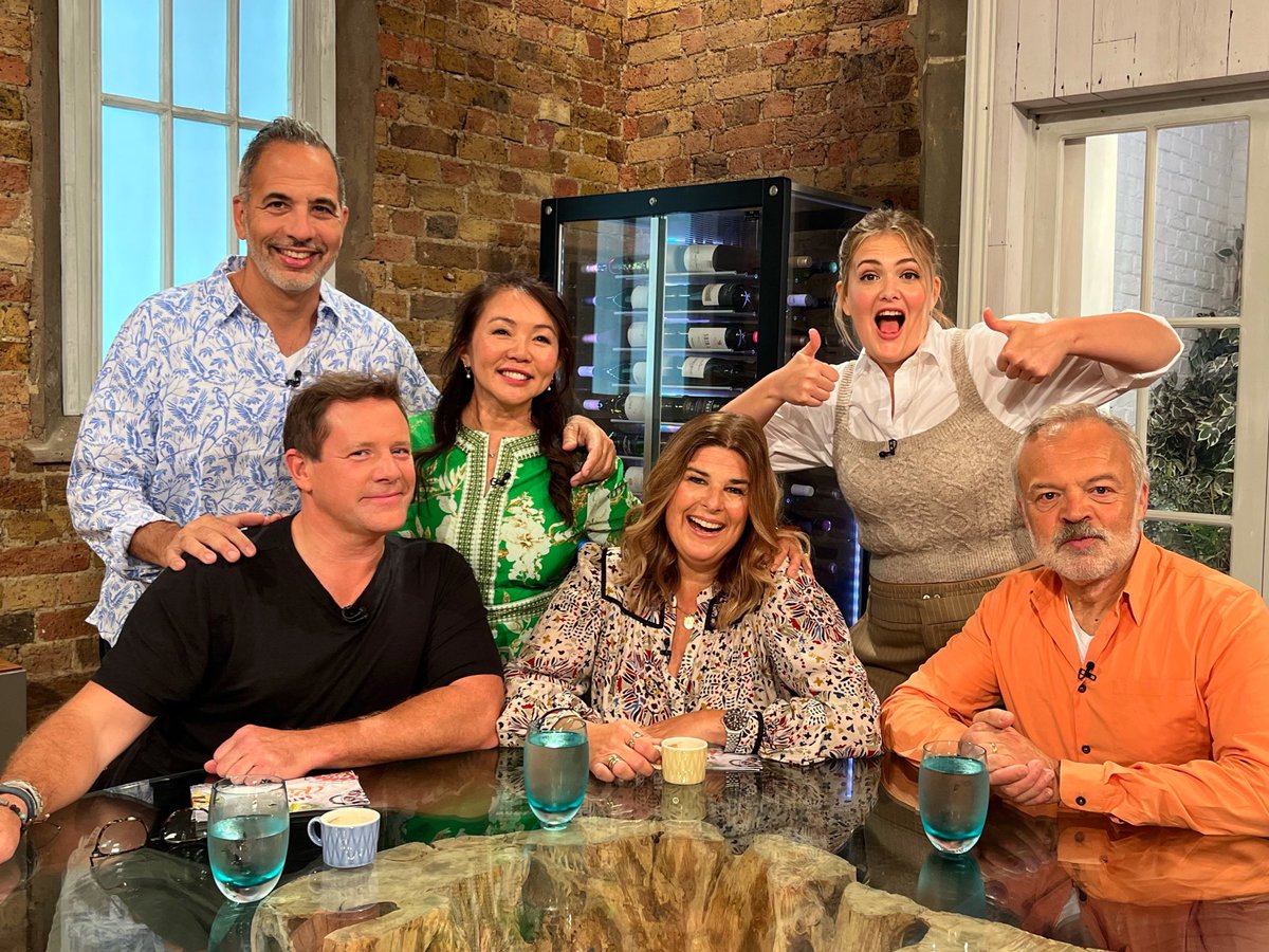 LIVE on <a href="/BBCOne/">BBC One</a> and <a href="/BBCiPlayer/">BBC iPlayer</a> NOW! Grab a cuppa and join us on the sofa…😍✨

#SaturdayKitchen <a href="/ottolenghi/">Ottolenghi</a> <a href="/matt_tebbutt/">Matt Tebbutt</a> #HelenGoh @poppy_cooks <a href="/knackeredmutha/">Helen McGinn</a> @BBCFood <a href="/TheGNShow/">Graham Norton Show</a>