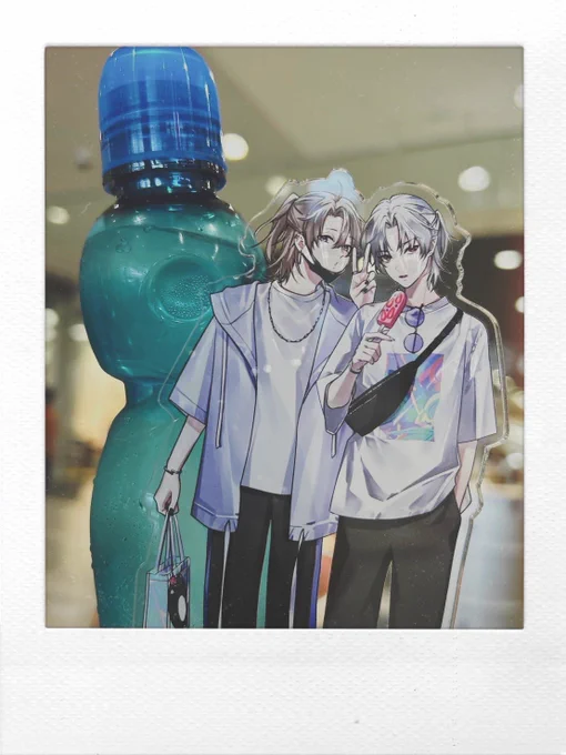 夏いろいろお出かけ連れてったり友達が送ってくれたりした写真 写真送ってくださった方もありがとうございました!とても嬉しかったです ※こちらのアクスタは BOOTH頒布期限9月25日まで 購入制限個数解除しております よろしくお願いします～!