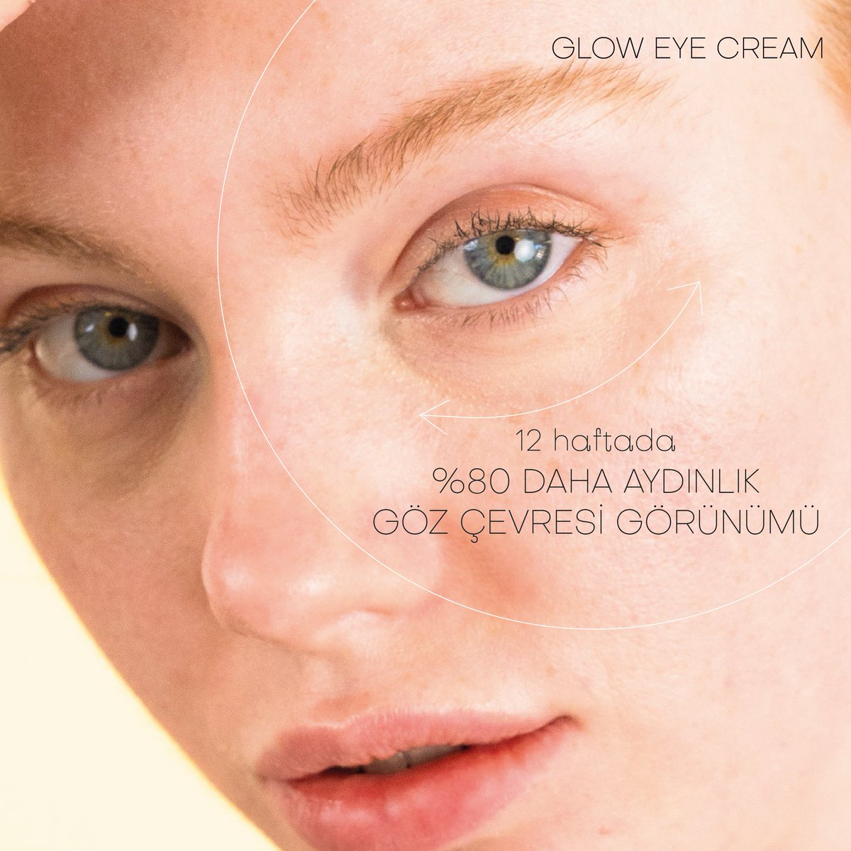 Kafein ve C vitamini güçünü doğanın en saf haliyle birleştirdi! Yabani iğde yağı ile zenginleştirilmiş formül göz çevresini aydınlatıcı bakım ile buluşturuyor. Glow Eye Krem ile yorgun göz çevreleri için canlanma mevsimi başlıyor… 

Sonbaharda Glow Seri ile sen de ışılda…🍂✨