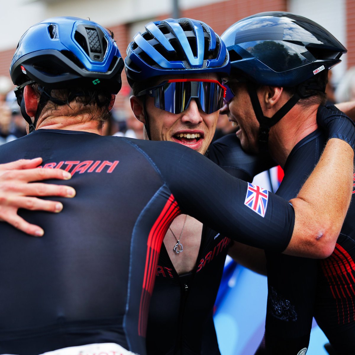 BritishCycling's tweet photo. 🚴♂️ Men’s C1-3 Road Race
1st - Fin Graham 🥇
5th - Ben Watson
6th - Jaco van Gass
7th - Matthew Robertson
🚴♀️ Women’s C1-3 Road Race
6th - Daphne Schrager
7th - Fran Brown
An incredible race, well done to all our riders 🫶
#Paris2024 #Paralympics #IAmLimitless https://t.co/MZRzV91xa8
