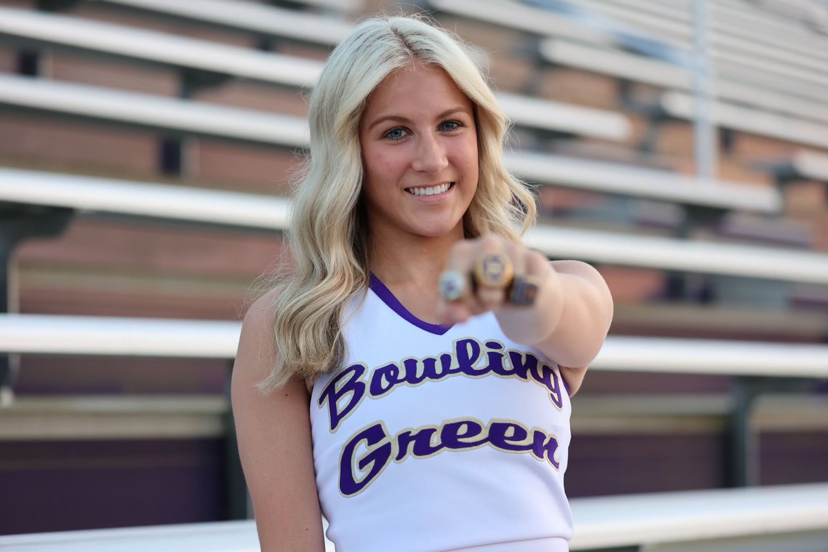 BGHS_Cheer's tweet image. 7 Years of BG Cheer for Kendall Stamps 💜💛