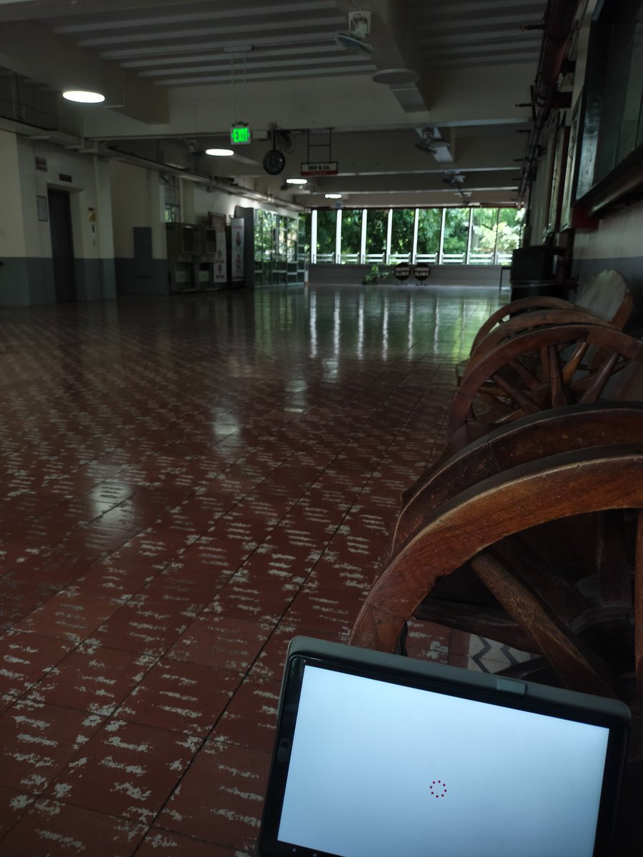 studiezsiya's tweet photo. sept 7 2024 — school log #2

it's actually the first time that Legarda station was empty?! [but still, the train was full (⁠｡⁠ŏ⁠﹏⁠ŏ⁠)]

#lifetwt #lifetwtph #archivetwt https://t.co/nHzuDYvKmS