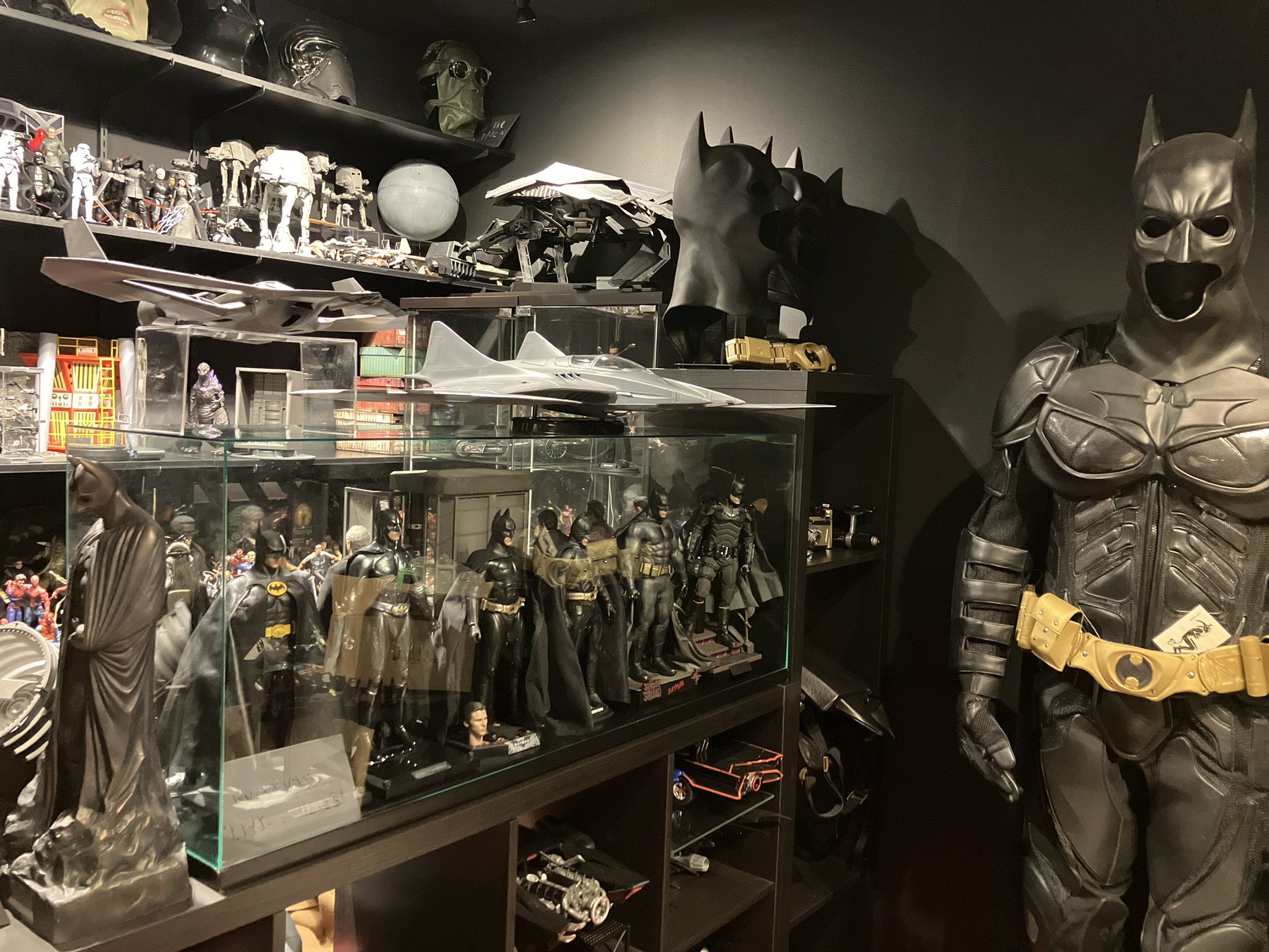 Blouson バットマン様 GUESS Originals x Batman Reversible Vest ベスト | GUESS(ゲス