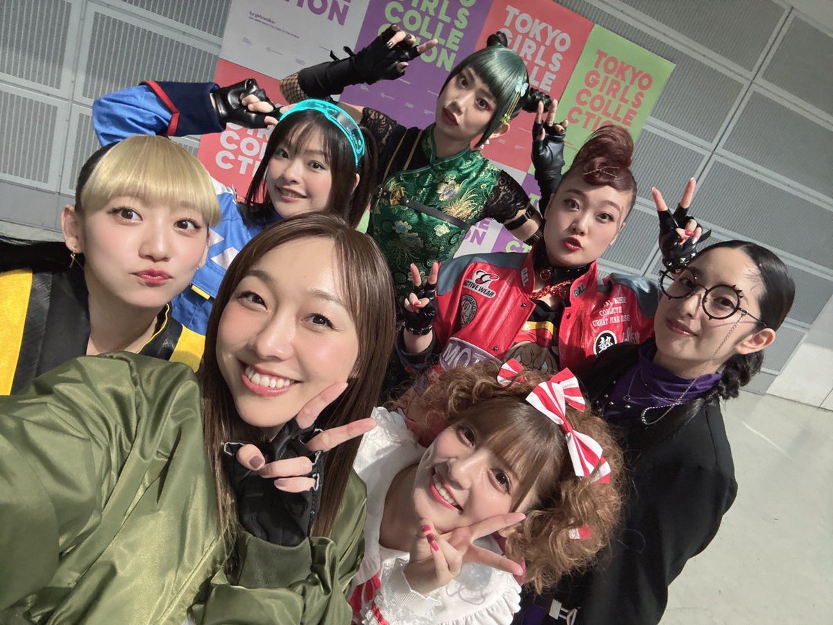 dasuwaikaa's tweet photo. Bumblebee7が帰ってきました🐝
( @Bumblebee7_st )
新プロジェクトと冠番組がスタートします！
こんな嬉しいお知らせをTGCのステージで届けられて幸せ….✨
個性豊かなガールズパワーを込めます🪄

10月3日(木) CBC 26:08〜
「たのしいてれびBUMBLEBEE7」
#マイナビTGC #Bumblebee7 #深夜の子ども番組 https://t.co/q4Sh5rBMrO