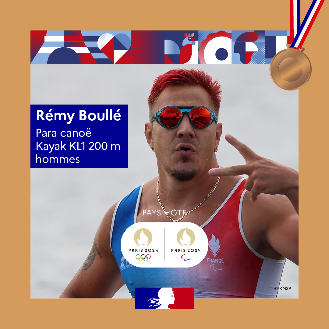 Première médaille de la France en para canoë aux #JeuxParalympiques Rémy Boullé décroche une belle médaille de bronze chez les KL1 200m 