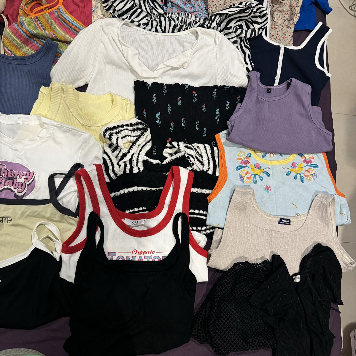 venusmcrd's tweet photo. ส่งต่อเสื้อผ้ามือหนึ่งมือสองคั้บบ💖💖
ลงวันอาทิตย์ 20:00 น. นะคะ 
เริ่มต้น30บาทงับ 😻
ค่าส่งทุกบ้าน40บาทเยย เหมาๆไม่บวกเพิ่ม📭
📍รี+ปัก ลด 5 บาท
#ส่งต่อเสื้อผ้ามือ2 #ส่งต่อเสื้อผ้า #โล้ะตู้เสื้อผ้า #โล๊ะตู้เสื้อผ้ามือสอง #เสื้อผ้ามือสอง #เสื้อผ้ามืองสองสภาพดี #เสื้อผ้าสาวอวบ https://t.co/yNsVsUEdGt